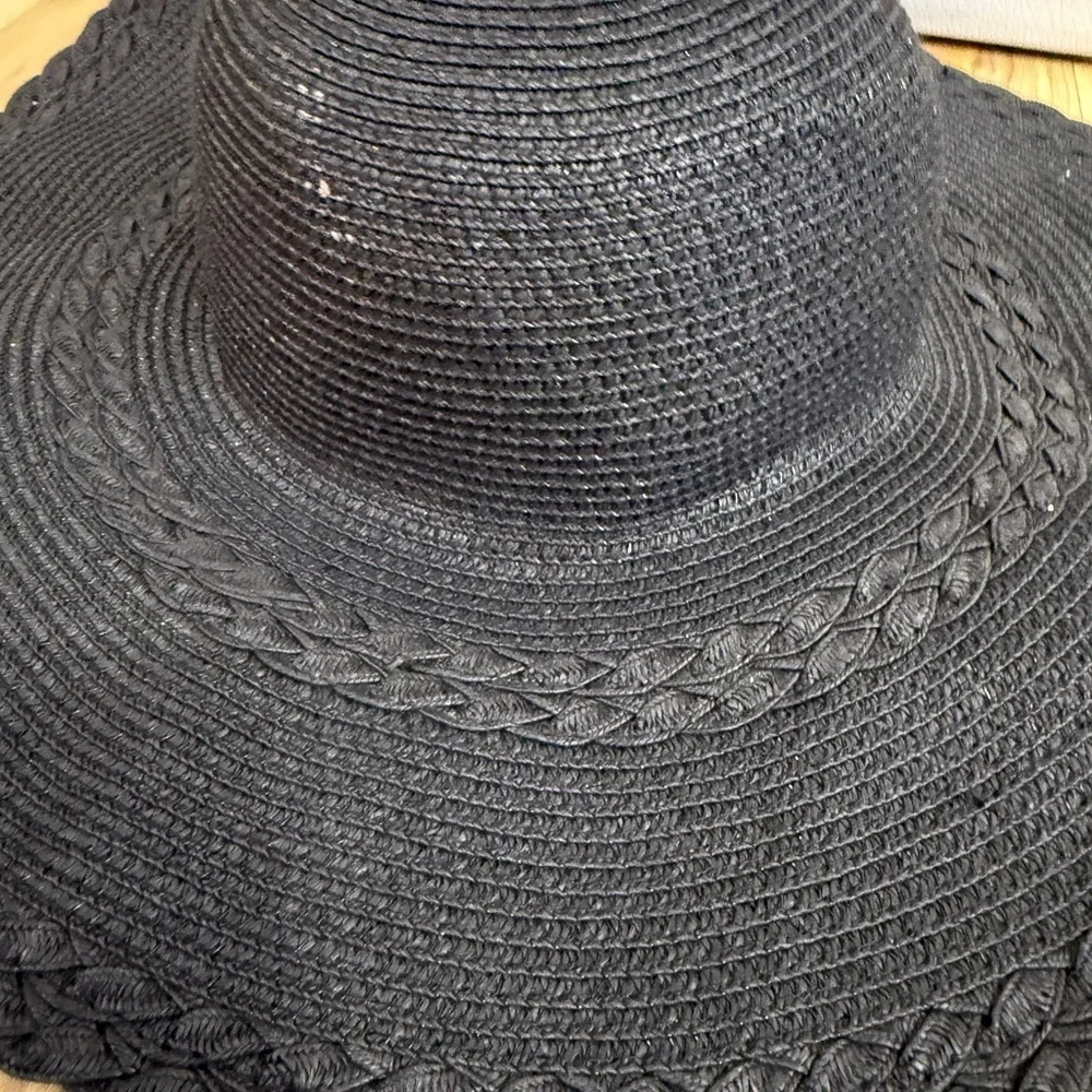 Elegant Black Women's Sun Hat